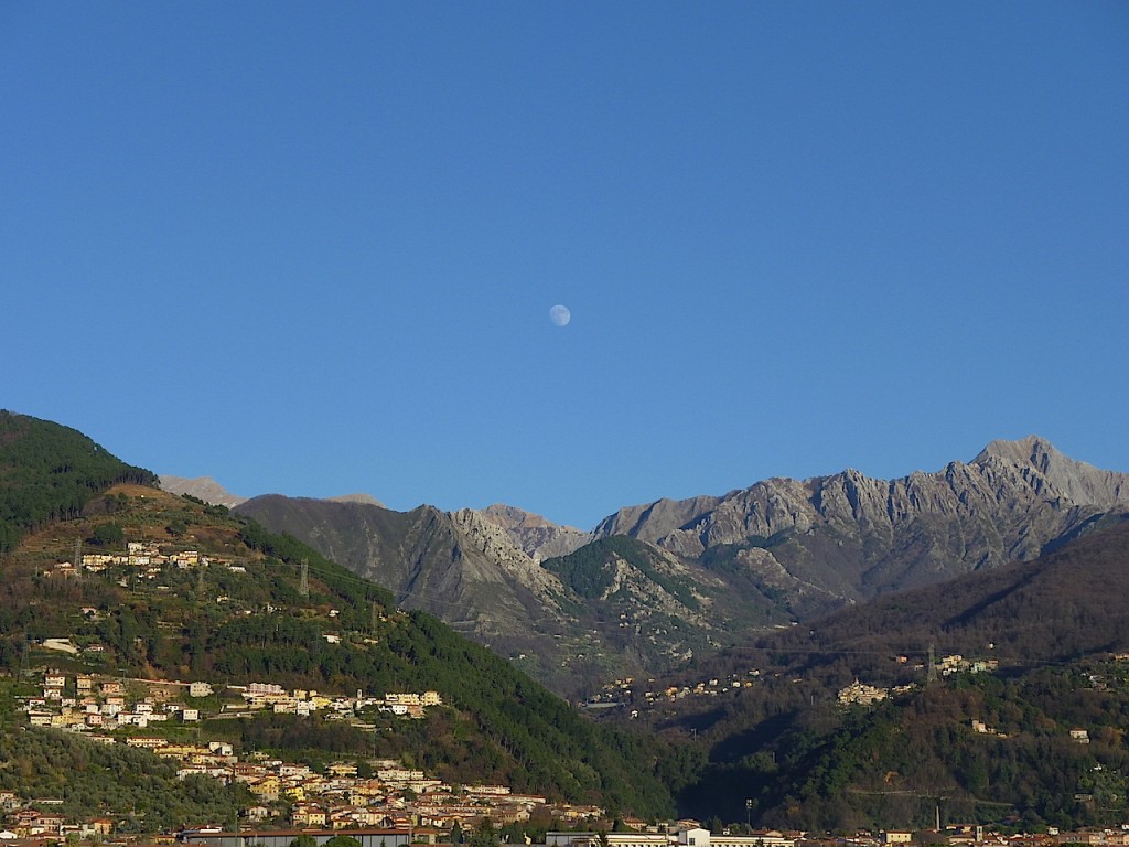 Massa Marina di Massa affitto appartamento con vista panoramica
